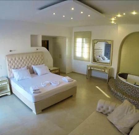 Queen Boutique Suites Mykonos Town 外观 照片