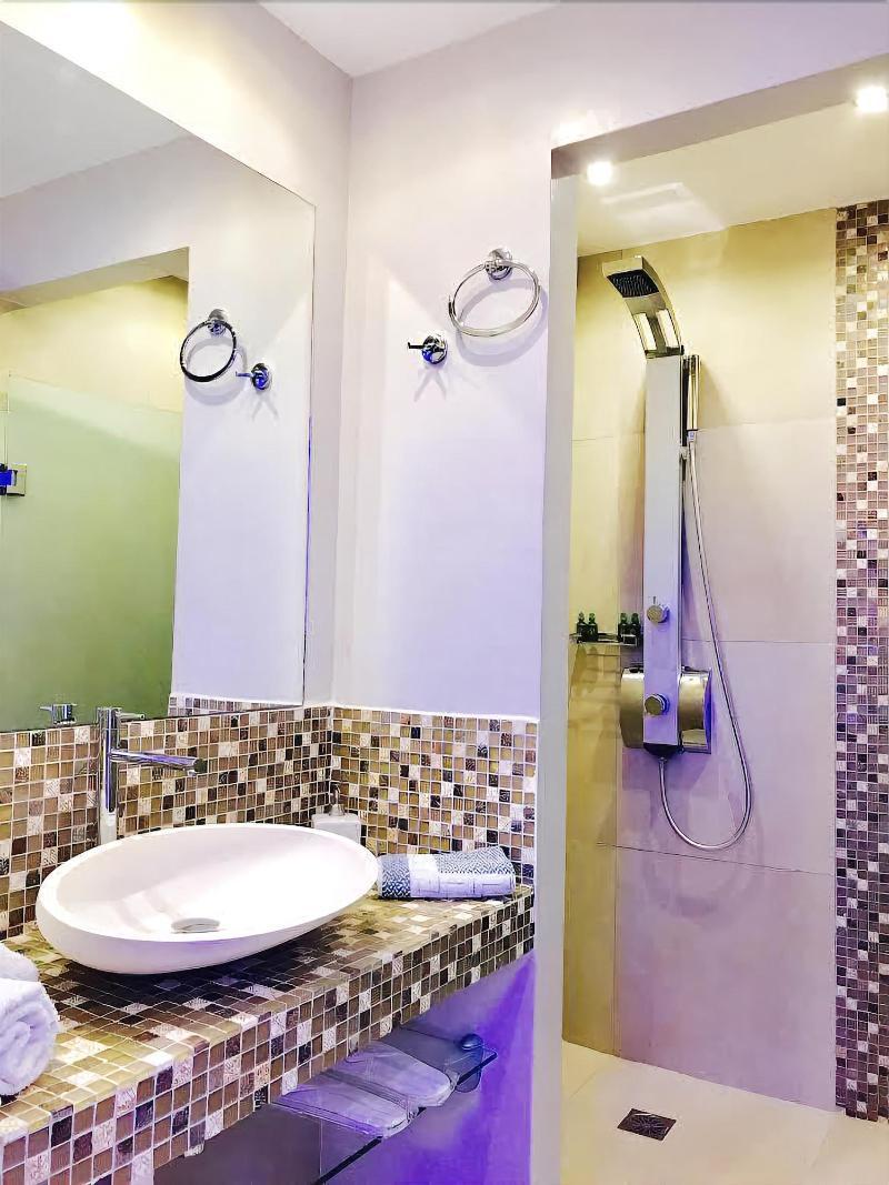 Queen Boutique Suites Mykonos Town 外观 照片
