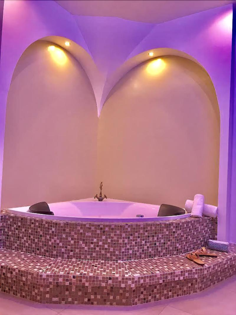 Queen Boutique Suites Mykonos Town 外观 照片
