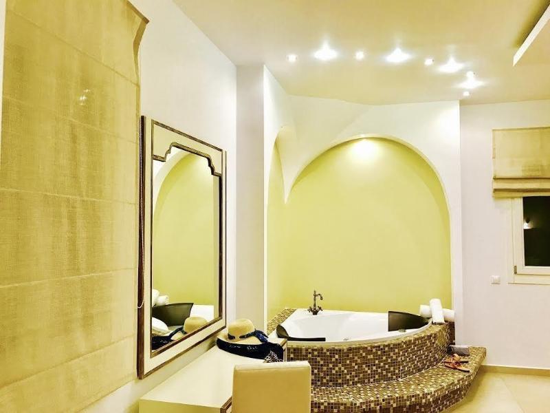 Queen Boutique Suites Mykonos Town 外观 照片